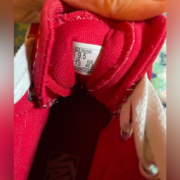 Red high top platform vans - Picture 2 of 6